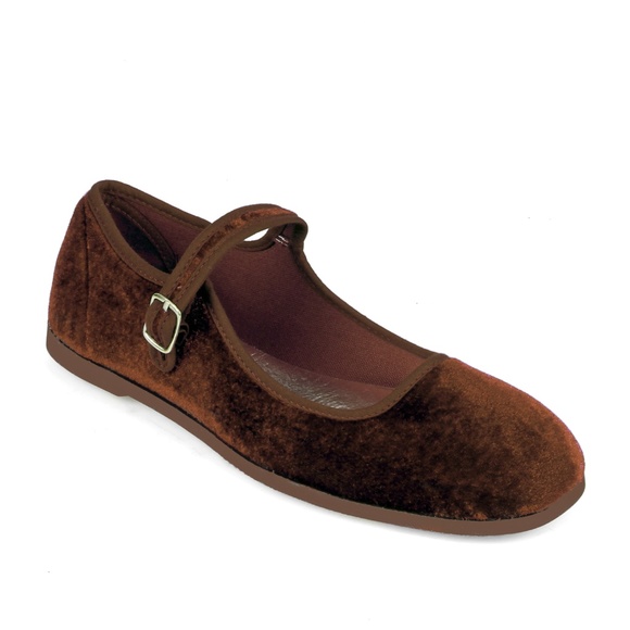 Loretta-01 Mary Jane Women's Flats - Picture 2 of 4
